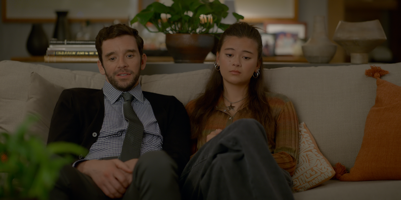 Shrinking.S02E08.Last.Drink.2160p.10bit.ATVP.WEB-DL.DDP5.1.HEVC-Vyndros.mkv_snapshot_35.12_[2024.12.