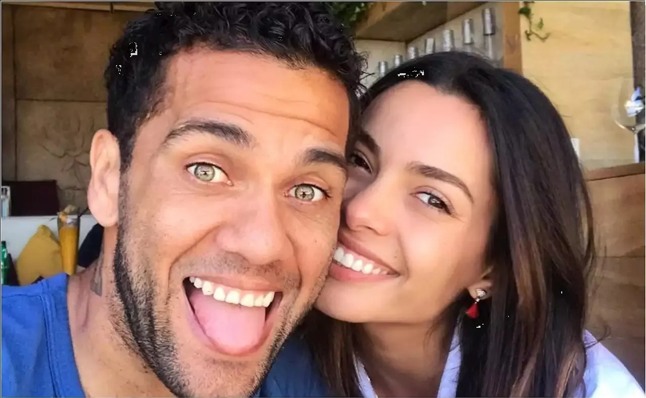 Esposa de Dani Alves pide el divorcio ¿Se arrepiente de haberlo defendido?
