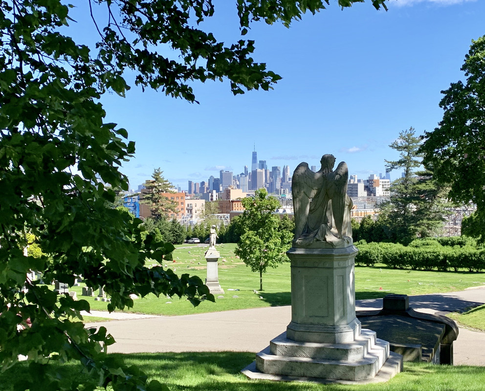 8CAA41B2-5A95-408C-8280-87D1841D75F9