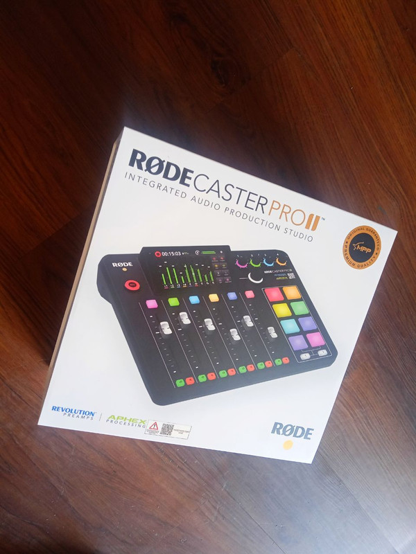 jual RODECaster Pro II Integrated Audio Production Studio Rode Caster Pro 2 review whats in box