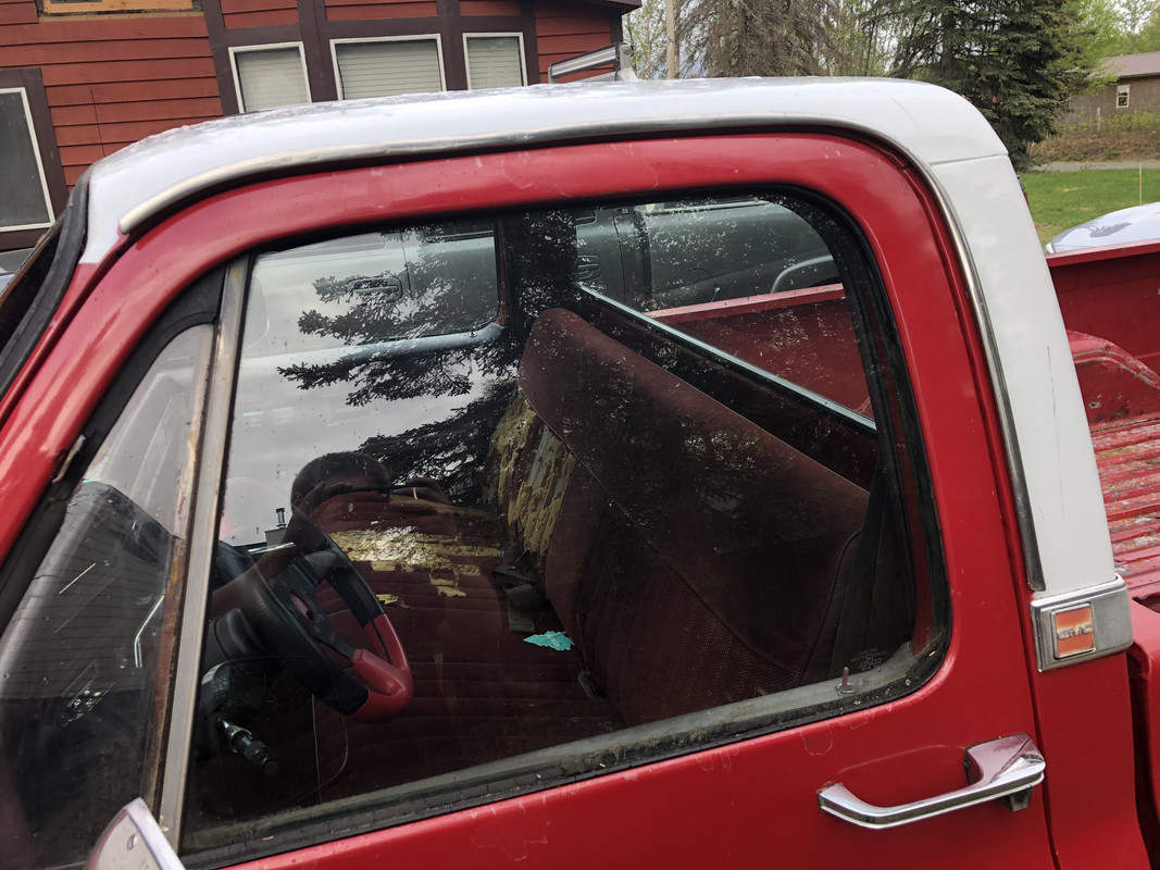 BAE4B97B-4084-40F3-80E3-C16C452F018F