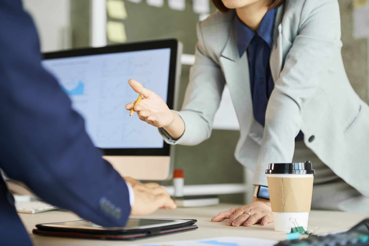 Utilizing Technology for Financial Management with CFO Services