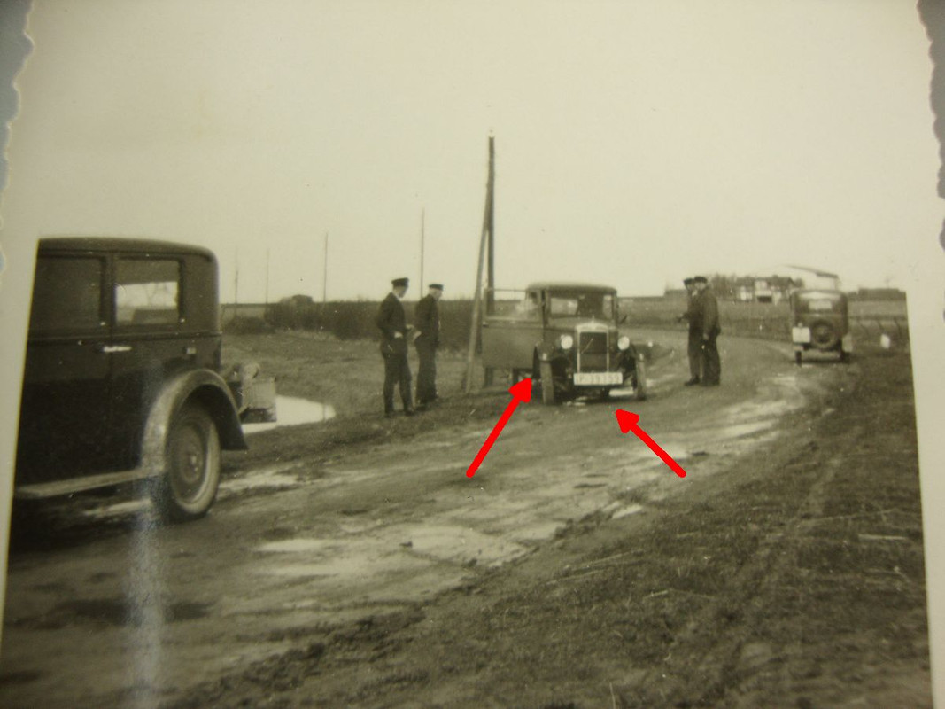 Pkw um 1938, Kühlerfigur PFERD, Hengst, Unfall, 