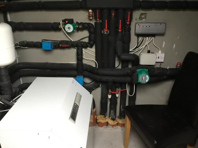 0483A3BF-7CD1-4155-AA78-D4E528D6B51D