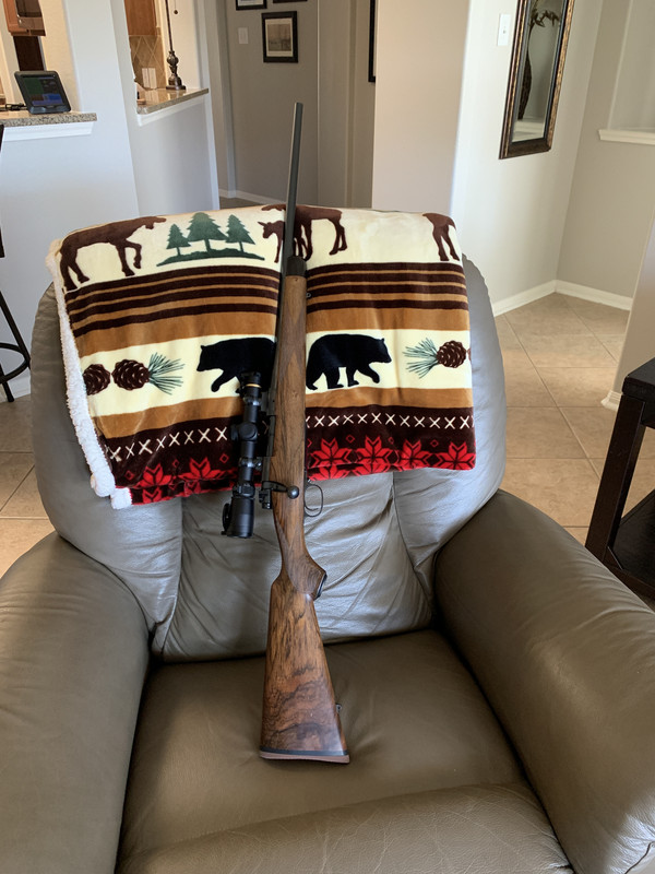 042EA77A-5614-48C6-B01B-2988D6FB9FF8