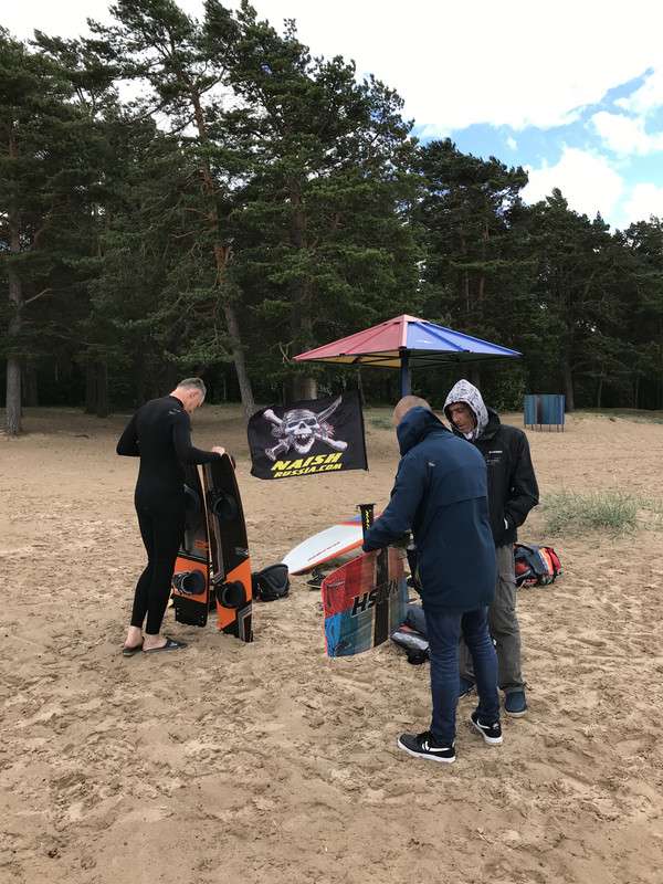 0CBAFFEB-AF03-4033-B4D5-B5B0D68CA8B1