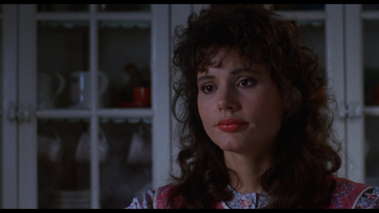 beetlejuice.1988.uncut.4k-kc.mkv_snapshot_00.05.02.928