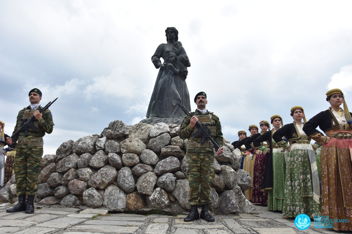 κορύφωση ολοκαυτώματος (23)