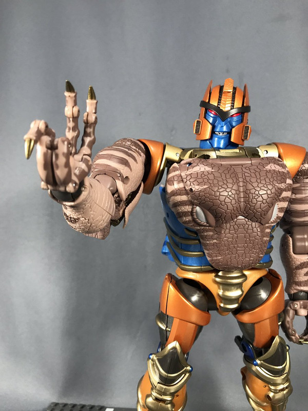 Masterpiece-Dinobot-32
