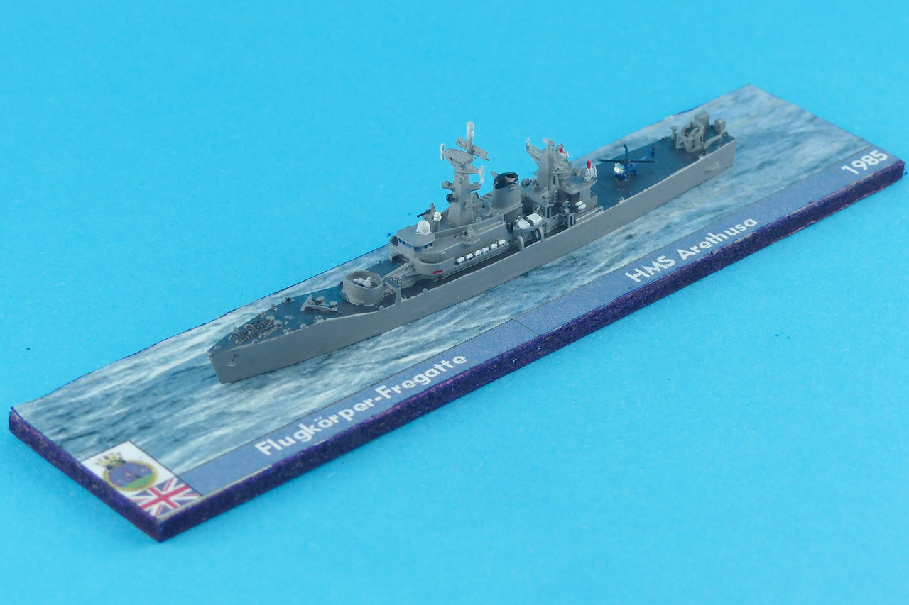 10 Mo MF105 a HMS Arethusa 1985 2