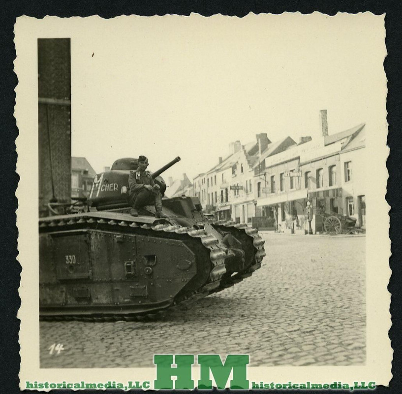2WK Foto- CHAR B-1 TANK PANZER -STRASSENKAMPF - 