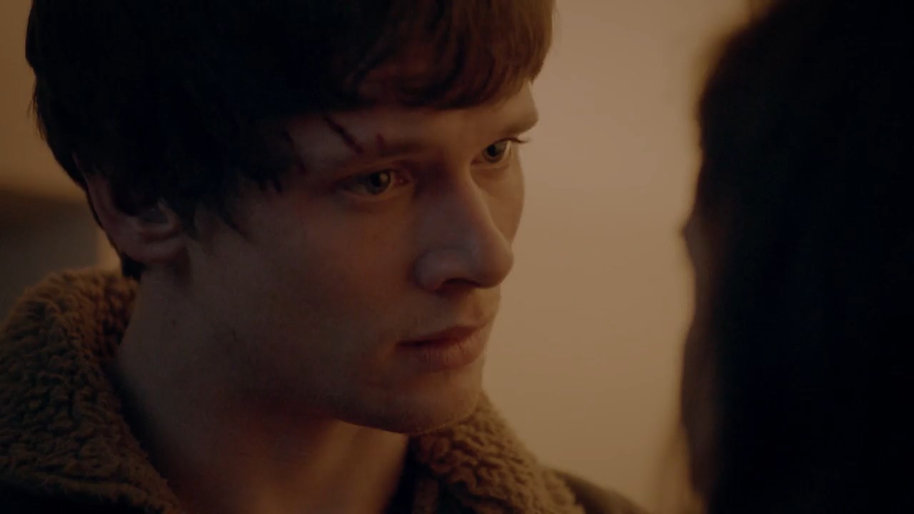 Skins (2013) Season 7 [Hindi + Tamil + Telugu + English] WebRip 480p, 720p ESub - Complete Screenshot