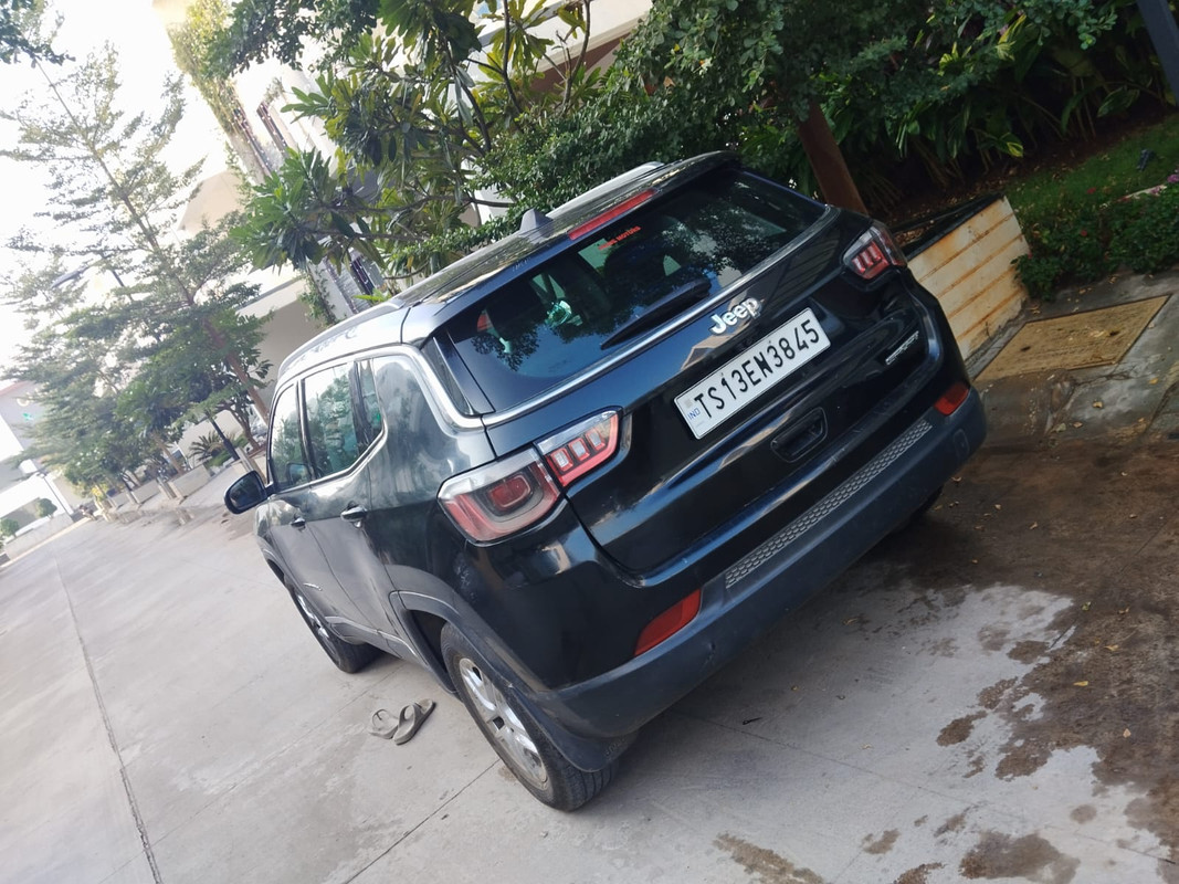 jeep compass photo 3