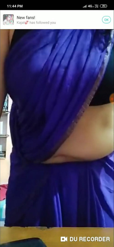 [Image: Aunty-Hot-show-in-Saree-during-video-cha...36-311.jpg]
