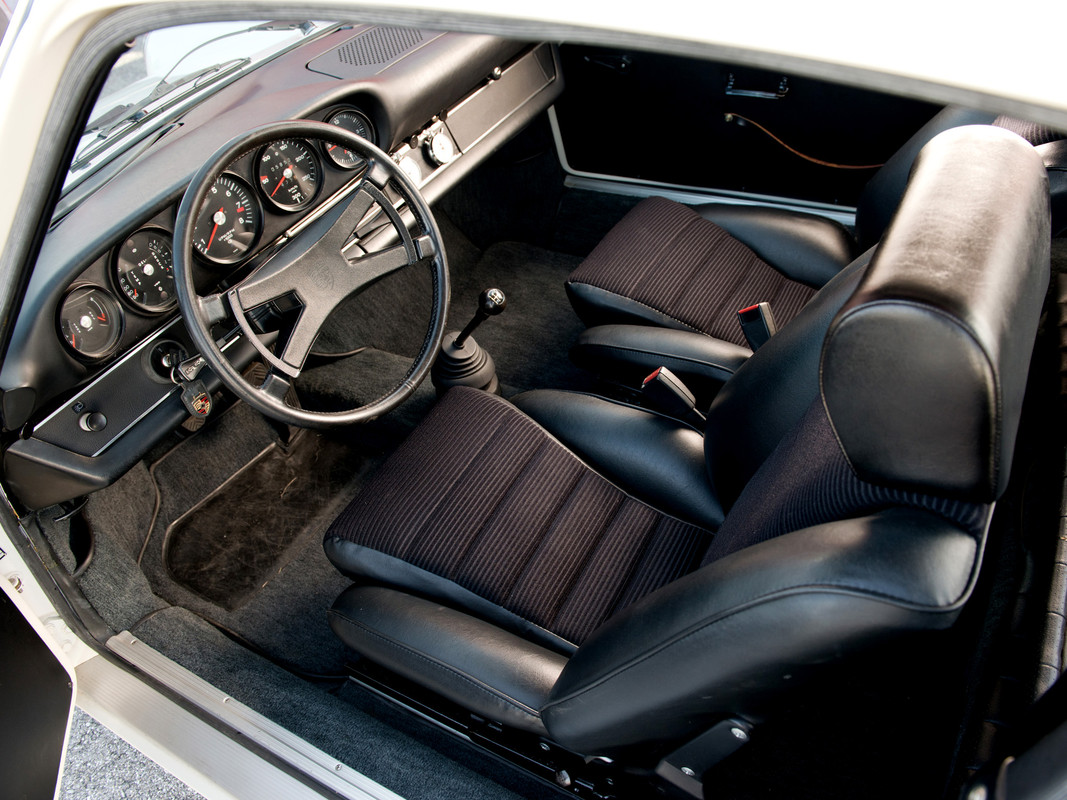 porsche-911-carrera-rs-2-7-sport-11.jpg