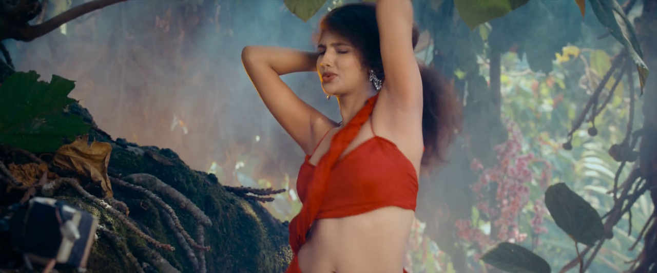 vlcsnap-2025-06-28-01h53m35s297