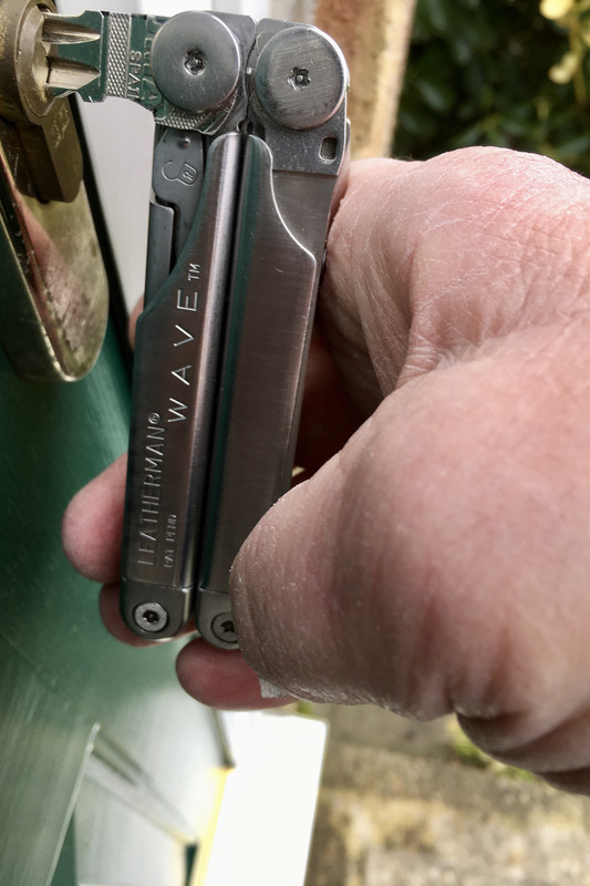 D8FDA2F9-989A-45C3-9842-E61A0522BF25