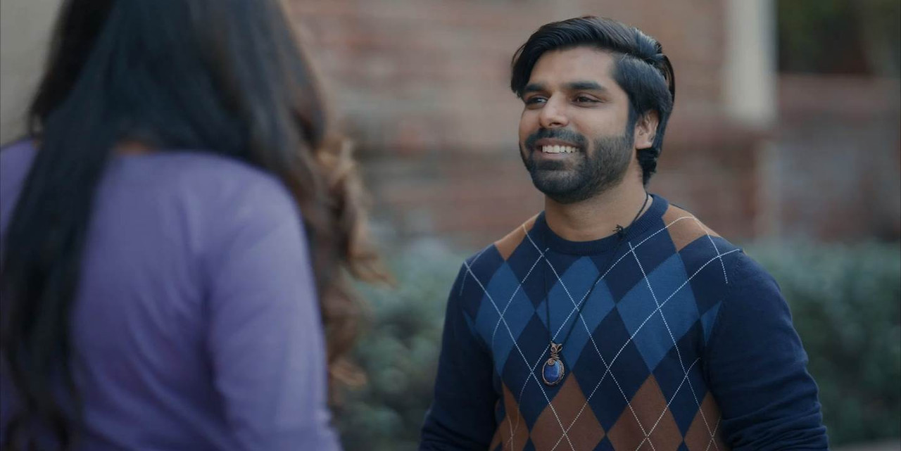 Lucky Guy (2023) Season 1 [Hindi] WebRip 480p, 720p - Complete Screenshot