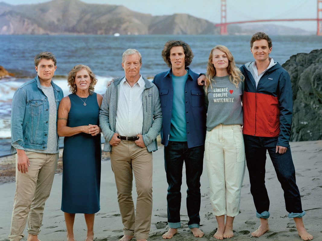 Tom Steyer with his wife, Kathryn, and their four children. From far left: Henry, Kathryn, Tom, Gus, Evi, and Sam