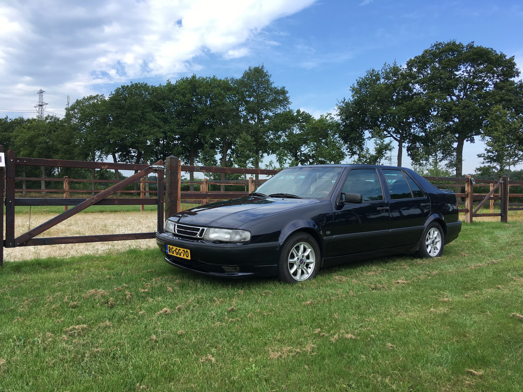 887259B5-9AA2-4127-A1D3-79A01D83BE7D