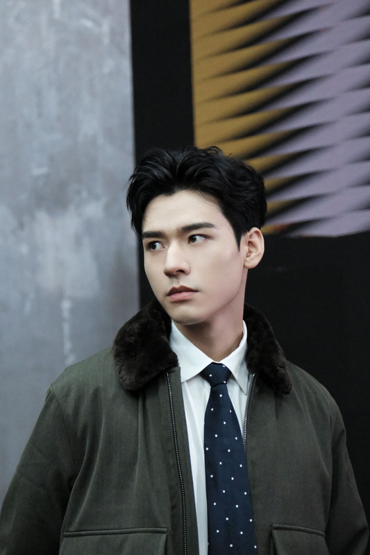 006DurXoly1hgo54m61agj33z45yoe86