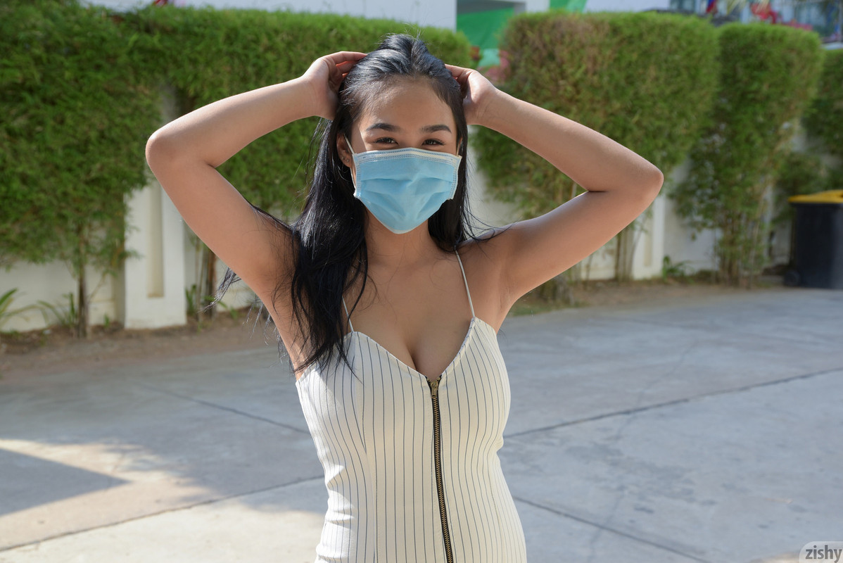 full_003_1054061146452287