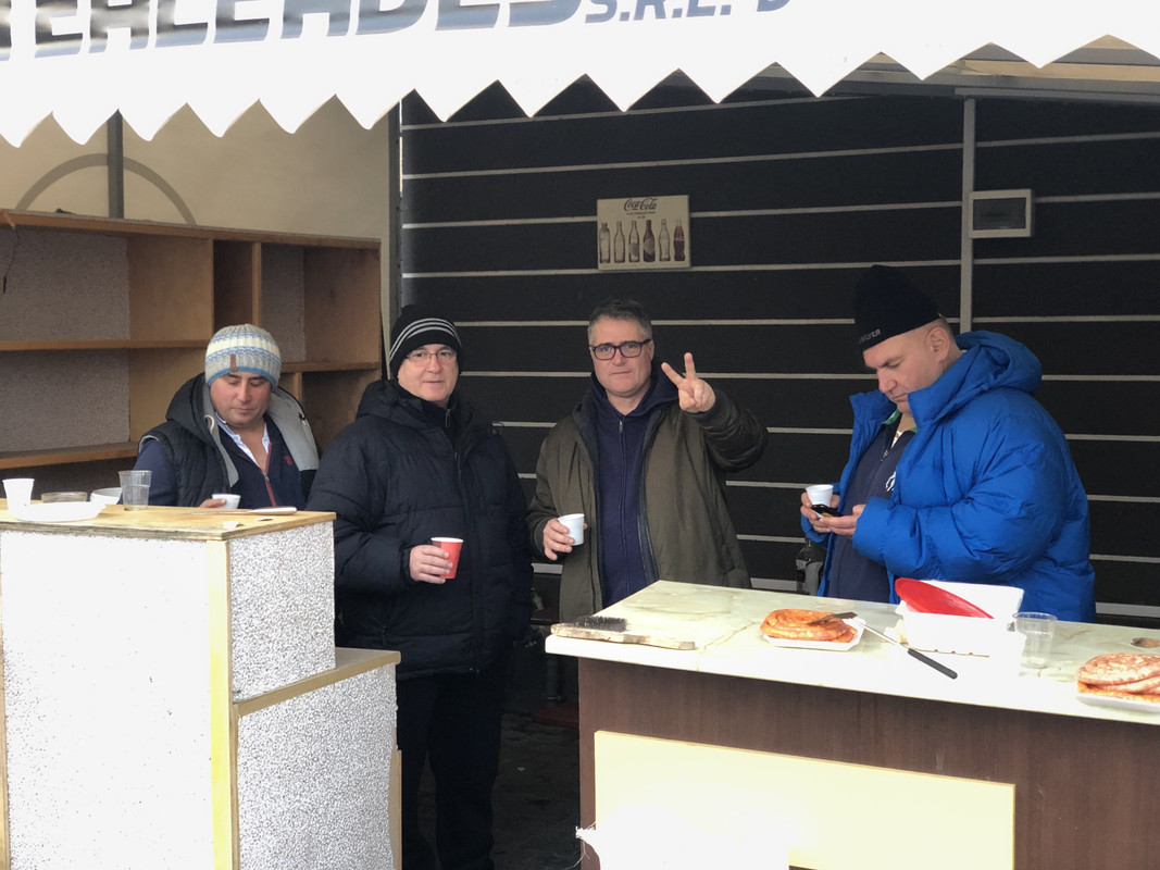 016EC960-3628-4D8C-9DE9-F184D46498FB