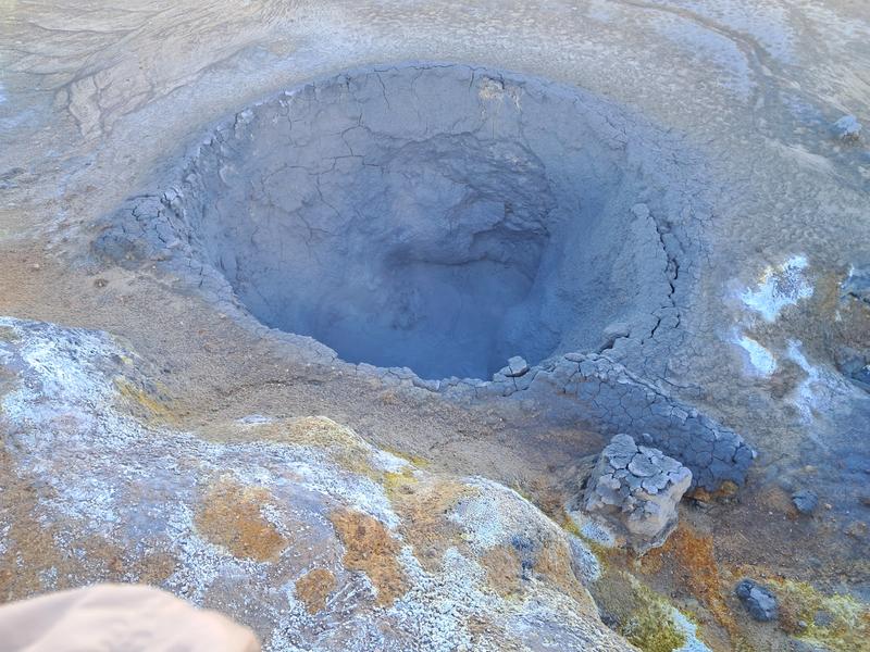 De las columnas de basalto al rugir de la tierra. - Islandia, donde la tierra ruge. (24)