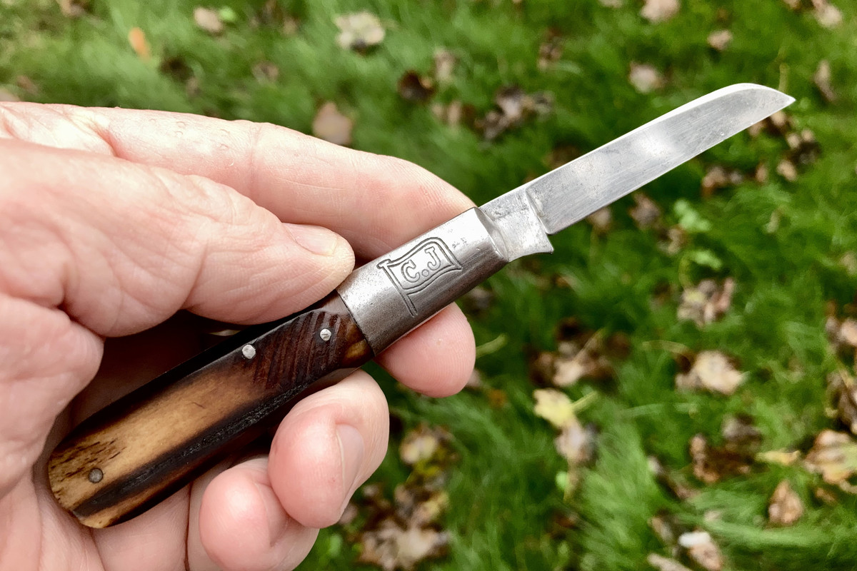 FB10E1F6-5832-47CE-9576-25278B85A441