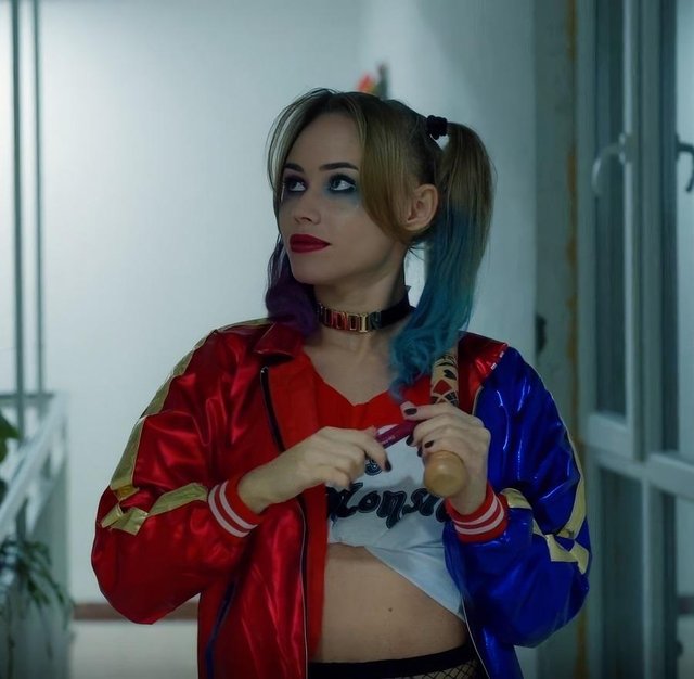 Harley Quinn Cosplay Fuck With Creampie 2