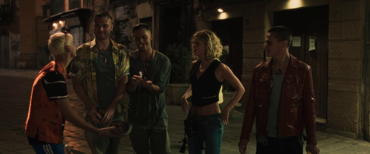 vlcsnap-2025-02-14-23h09m23s138