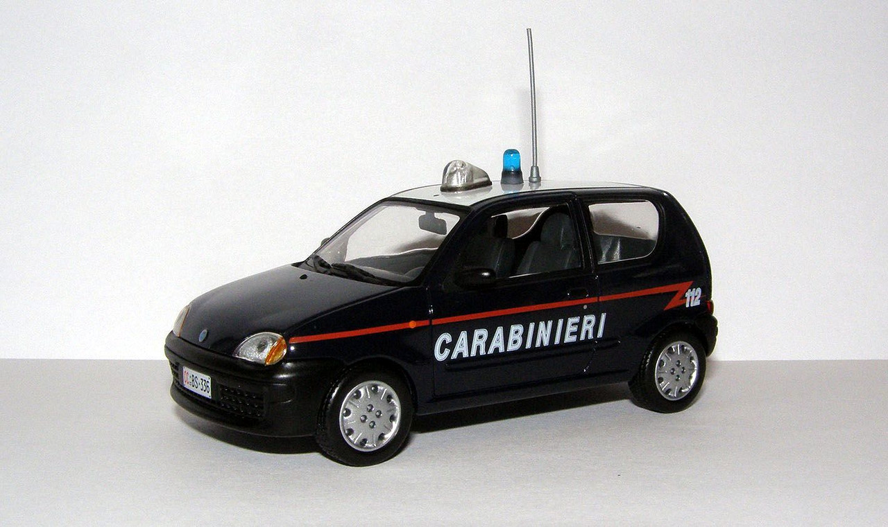 1998 FIAT Seicento Elettra Carabinieri (Grani & Partners for DeA