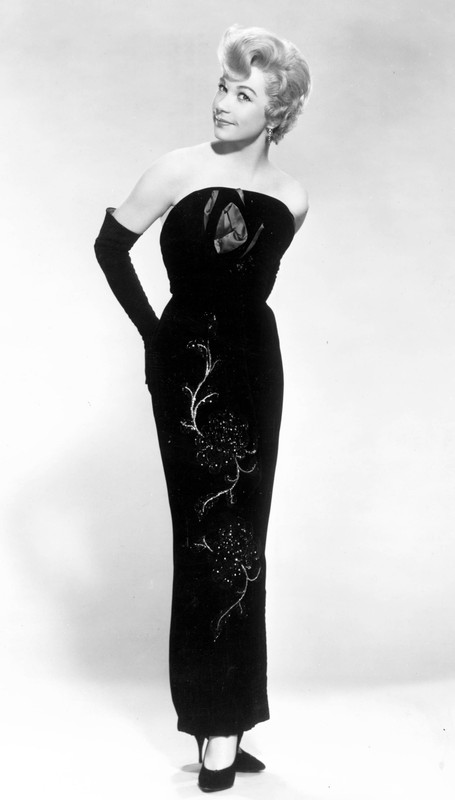 Shirley_MacLaine_c53