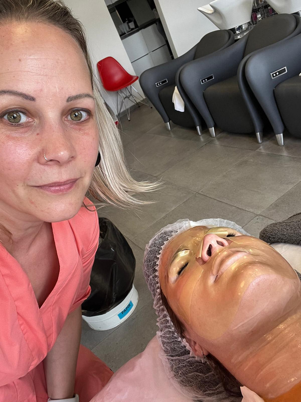 Martina Fuxová - Kosmetika Praha 10 Skalka - Profesionální kosmetička