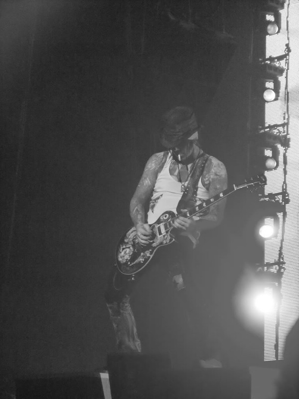 dj-ashba03.jpg