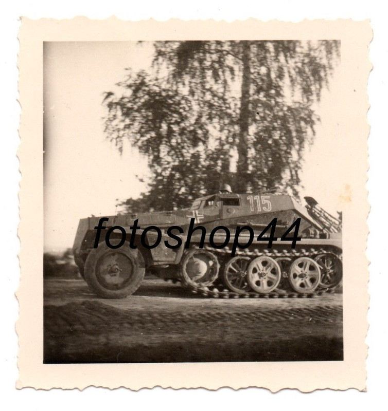 WH Panzer Schützenpanzer mit Kennung Russland