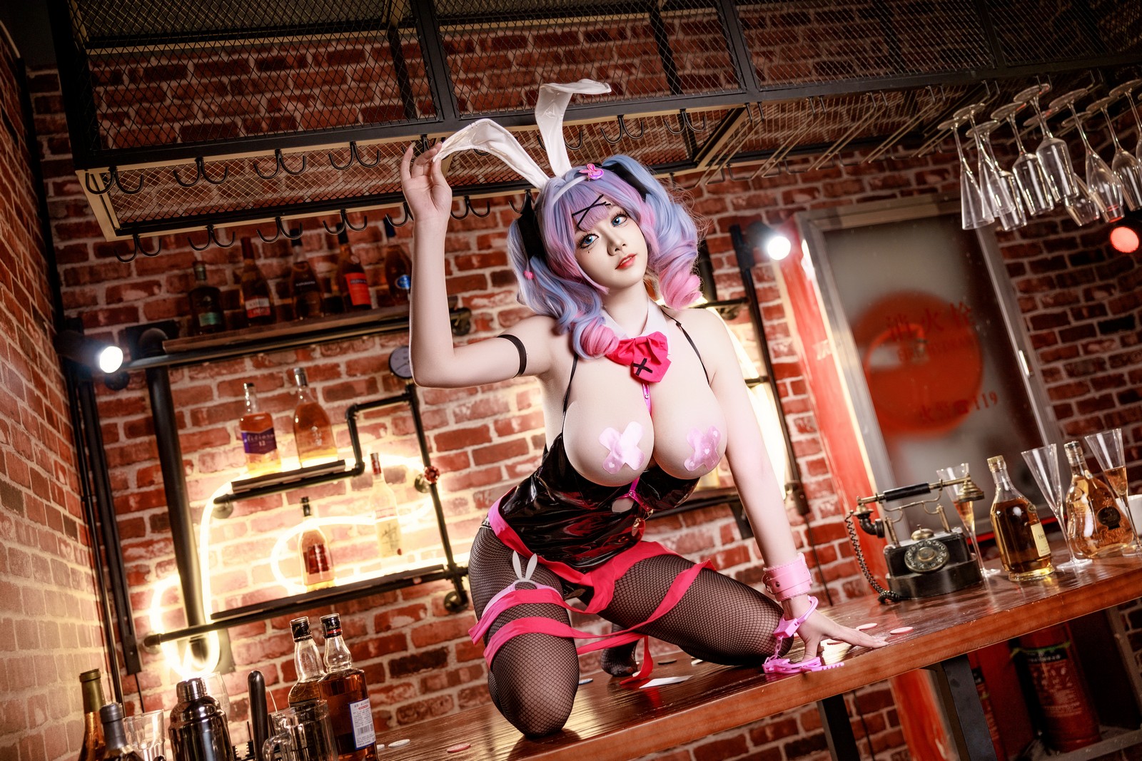 阿雪雪写真初音未来兔子洞Cosplay（105P+1V / 1.63G）VOCALOID主题写真插图3