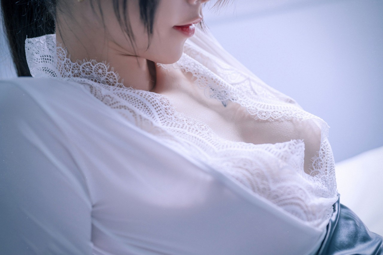 jvid 飘 飘《性感保险业务员》写真作品欣赏，较为性感的风格插图2