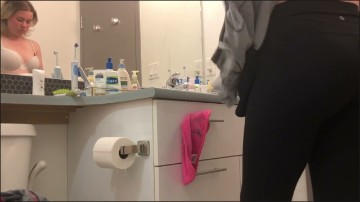 [Image: Voyeur17365082836.jpg]