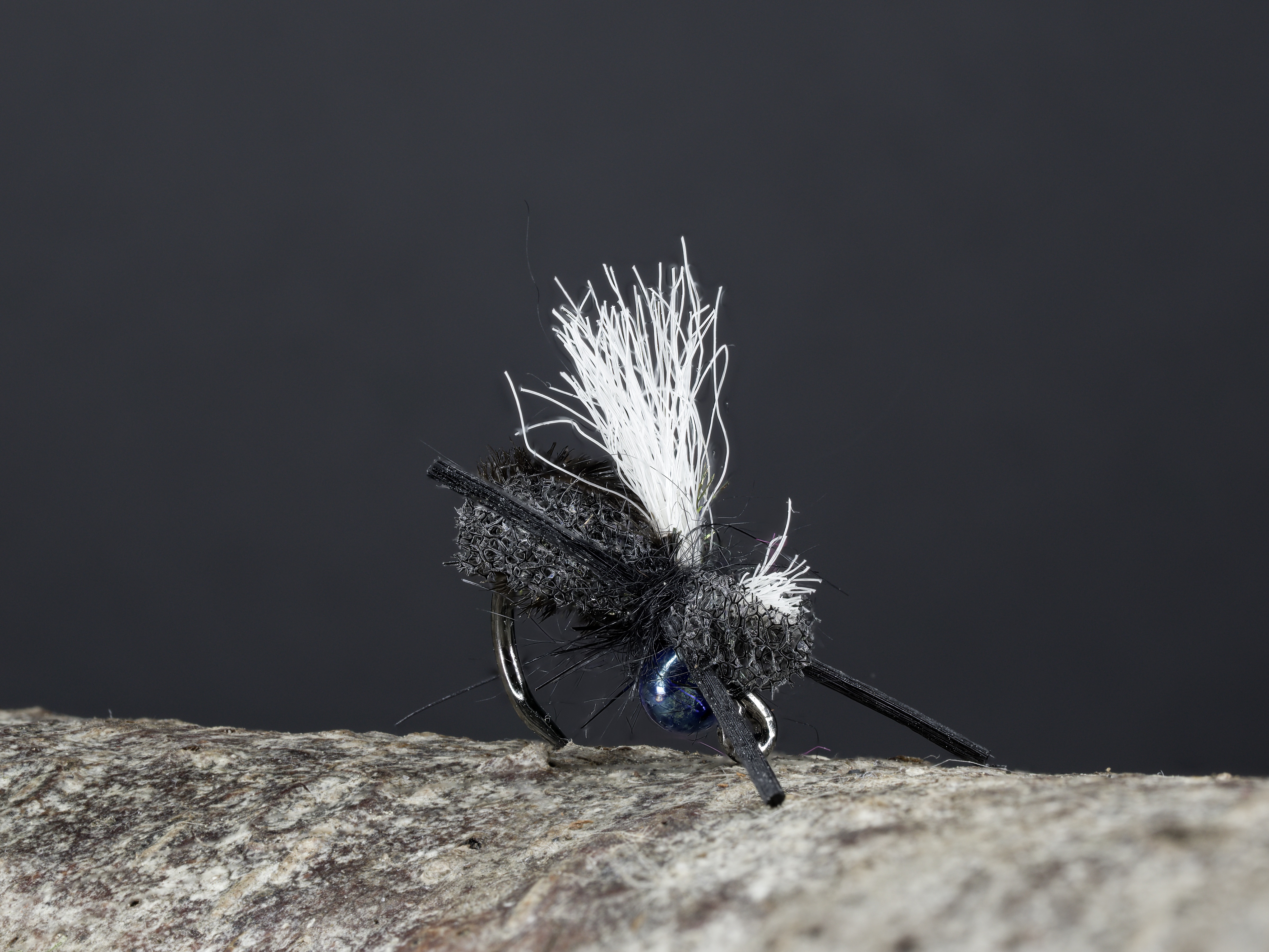 ZV2025-05-20-20-48-52-B-R8-S4-Fly-Tying.jpg