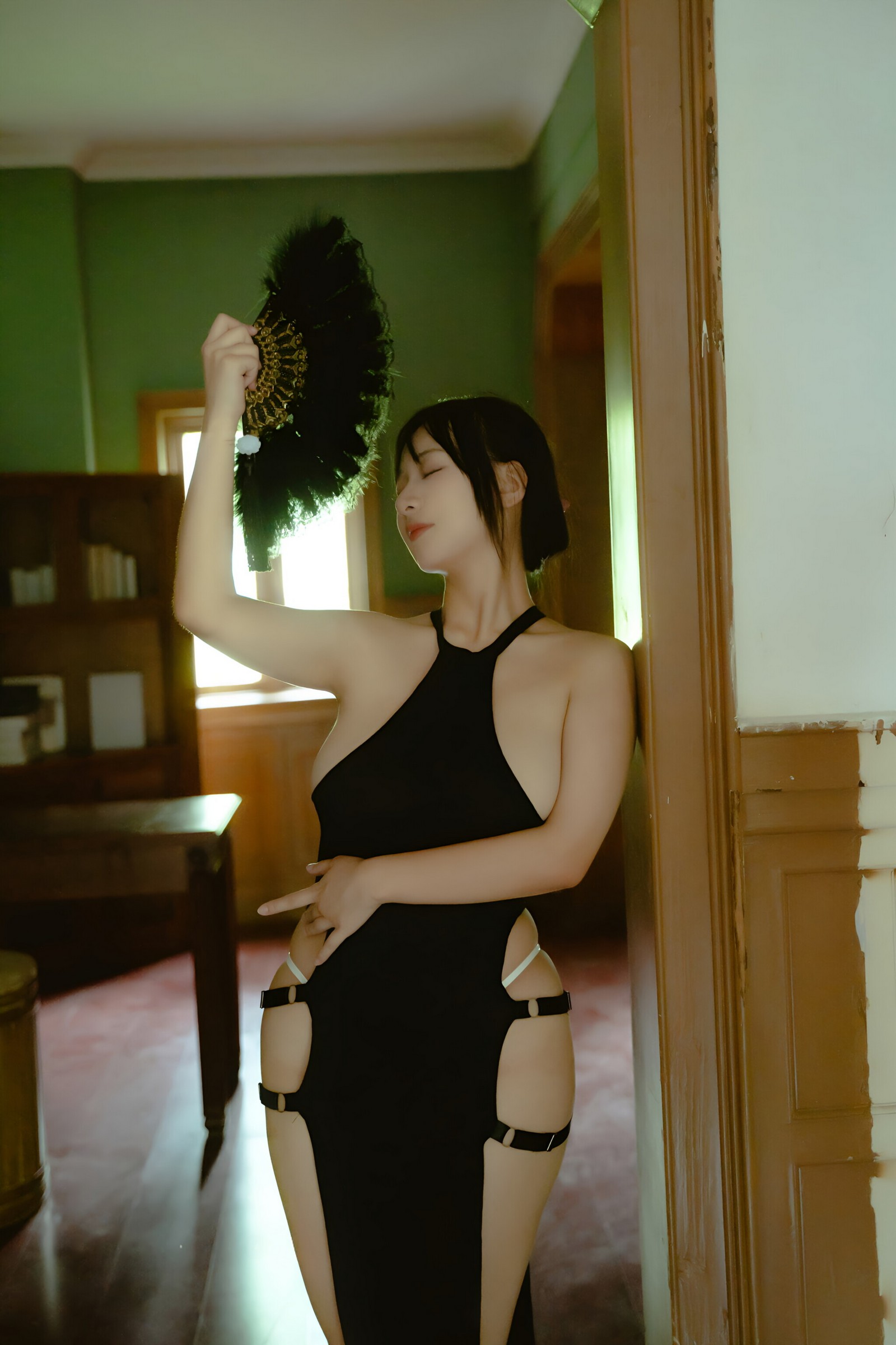 浅安安 激凸黑珍珠 写真集 – 暗黑风主题 高清图集 [70P-363M]