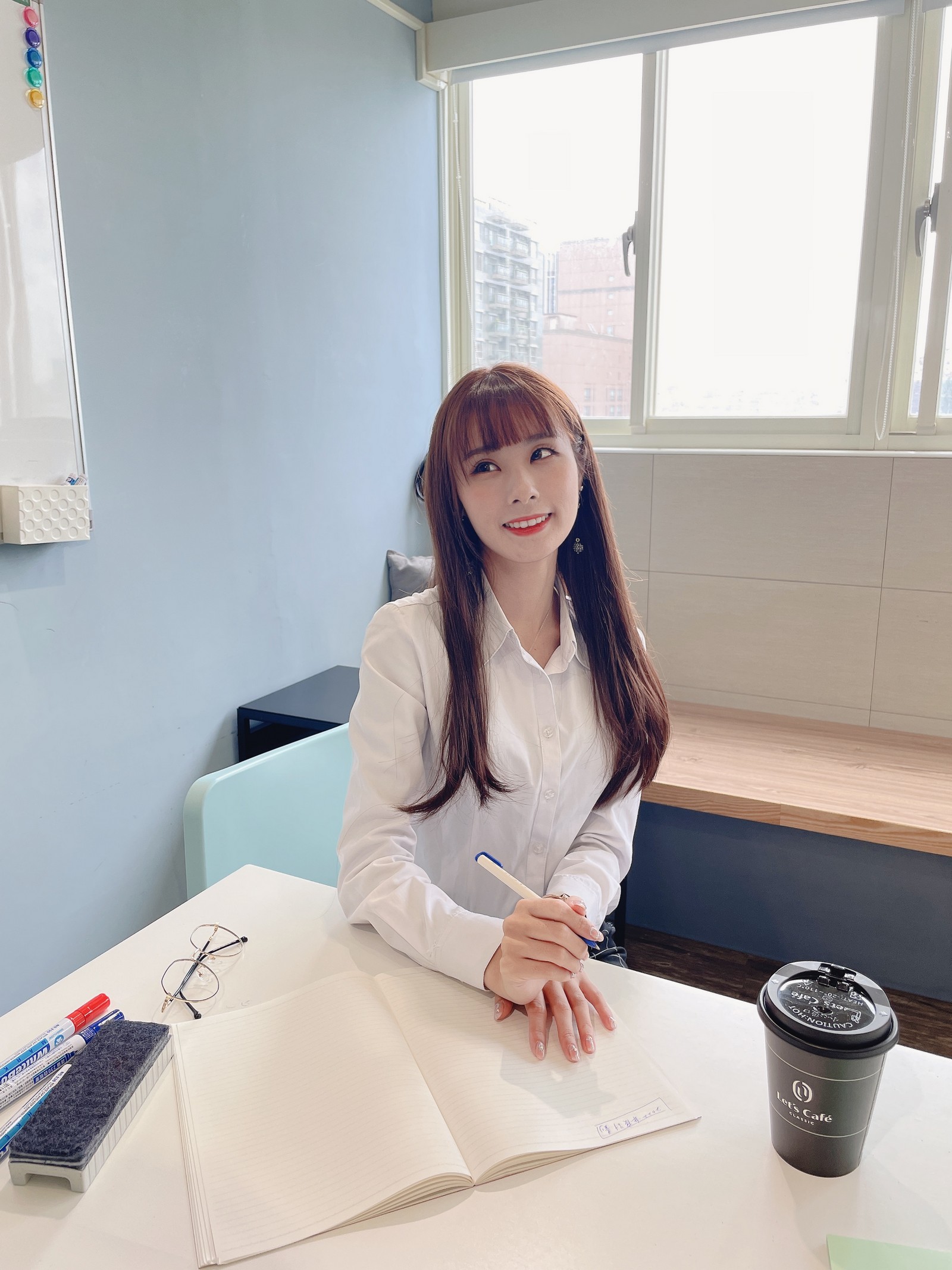 泥泥汝 OL 女郎 B 主题 写真＋视频合集｜高人气职业风作品（350P｜12V｜840MB）插图1