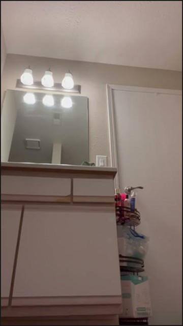 [Image: Dressing83874510334220260428.jpg]