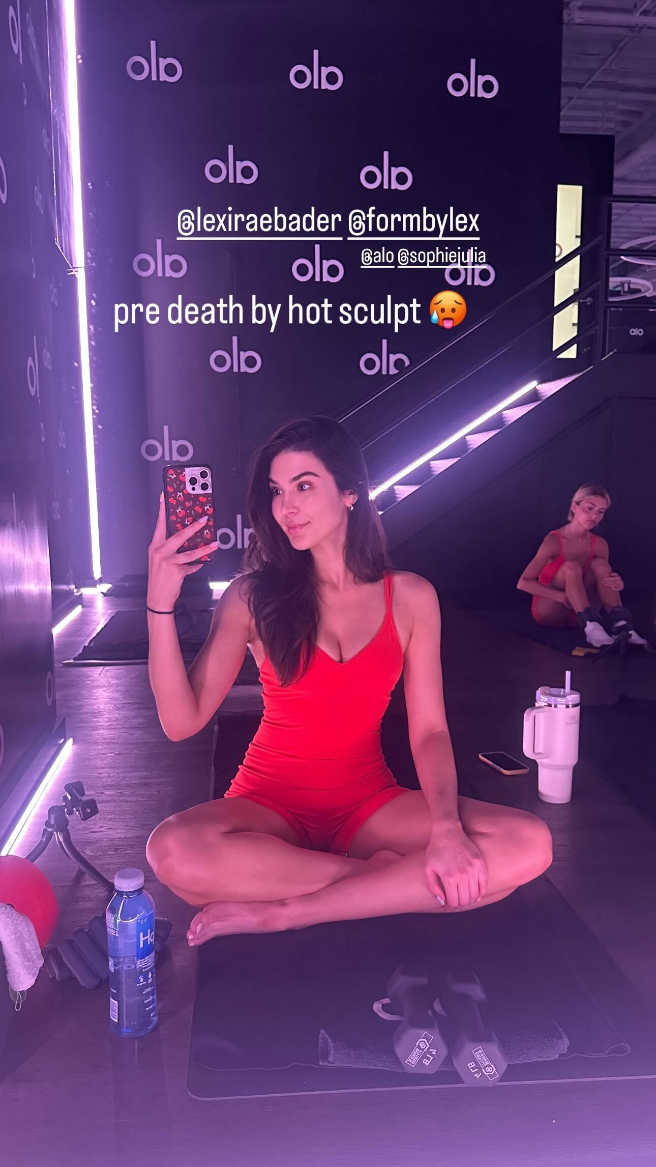 MEVAXLL-o.jpg