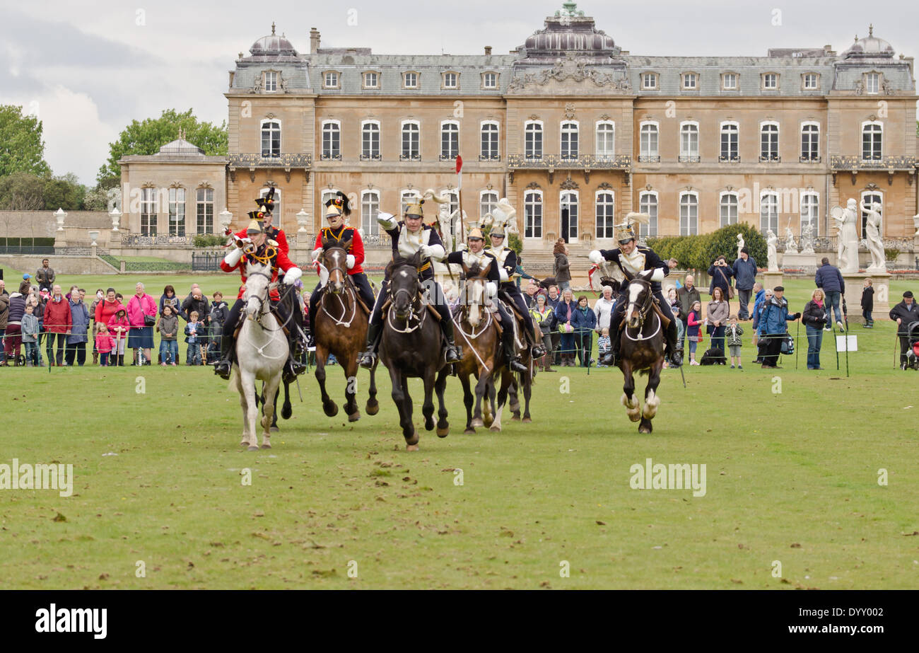 1st-world-war-army-re-enactment-the-16th-and-17th-lancers-cavalry-DYY002.jpg