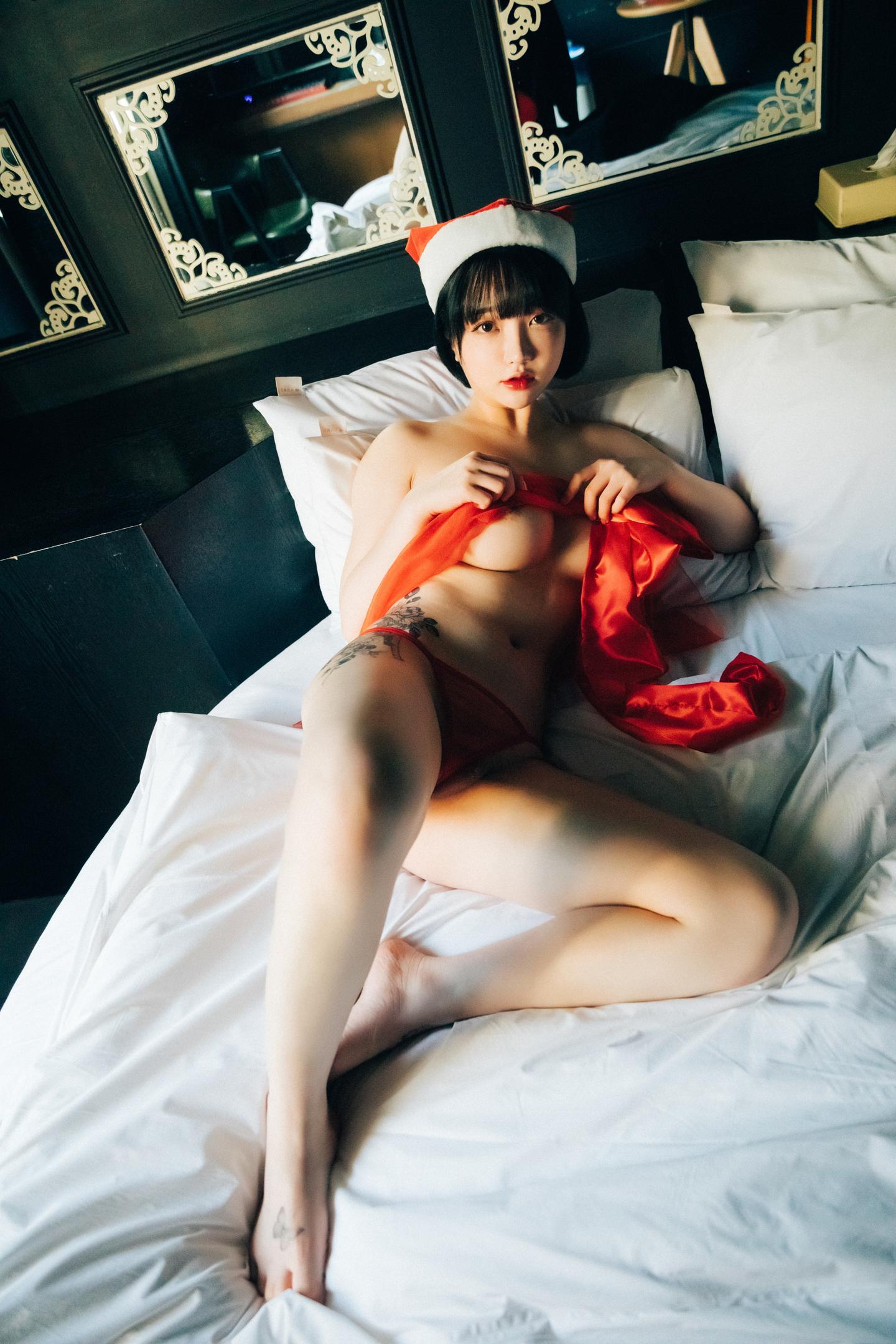 孫樂樂(손예은) NO.079 Loozy - Doube Date 14