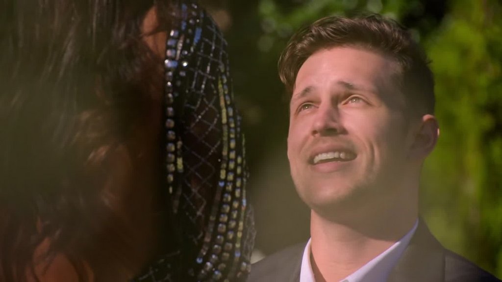 [Image: 6v8r9ii8eksm.jpg]