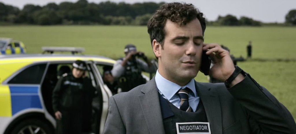 [Image: w2nrhy01n3hx.jpg]