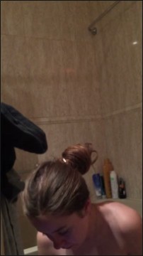 [Image: Voyeur48585113045.jpg]