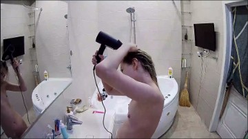 [Image: Voyeur7235160301.jpg]